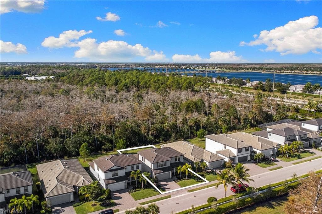 10363 Ventana LN, NAPLES FL 34120-44