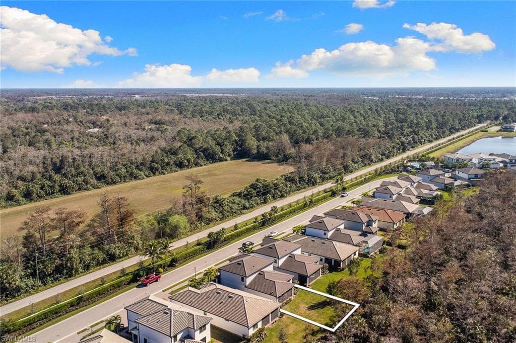 10363 Ventana LN, NAPLES FL 34120-47