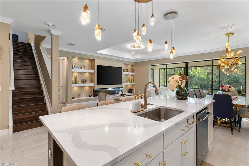 10363 Ventana LN, NAPLES FL 34120-18
