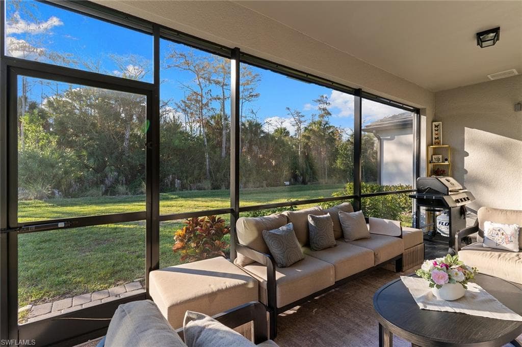 10363 Ventana LN, NAPLES FL 34120-39