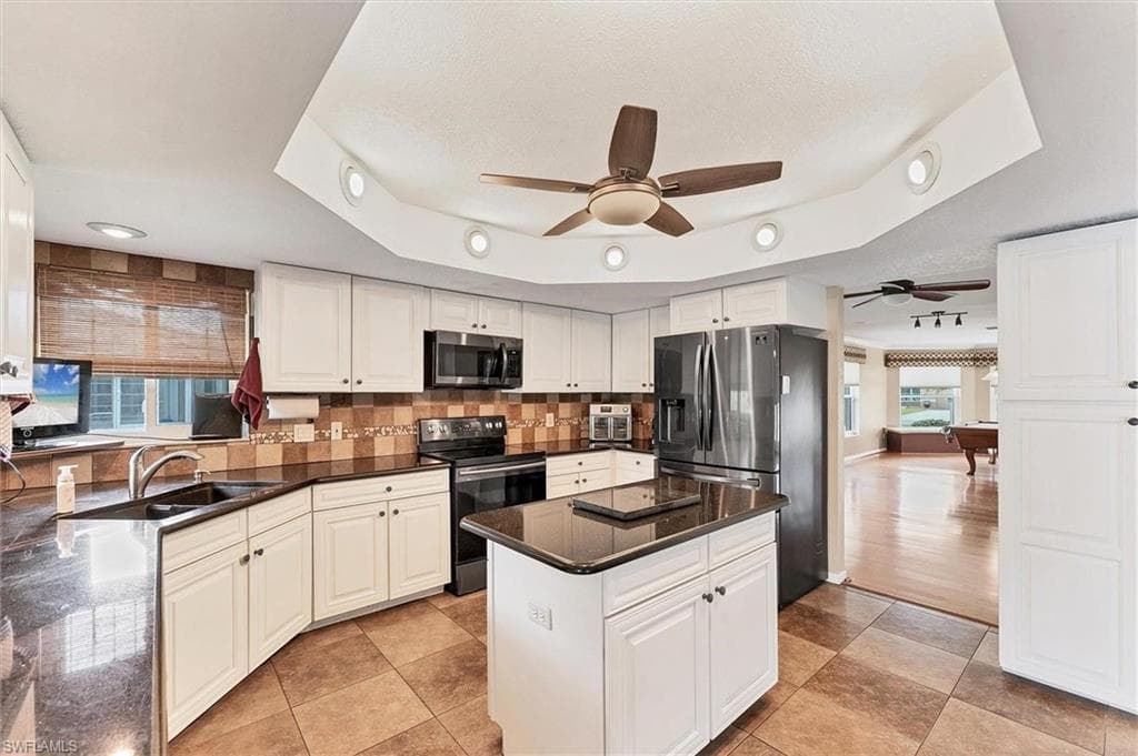 344 San Cristobal AVE, PUNTA GORDA FL 33983-15