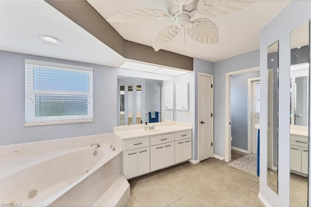 344 San Cristobal AVE, PUNTA GORDA FL 33983-25