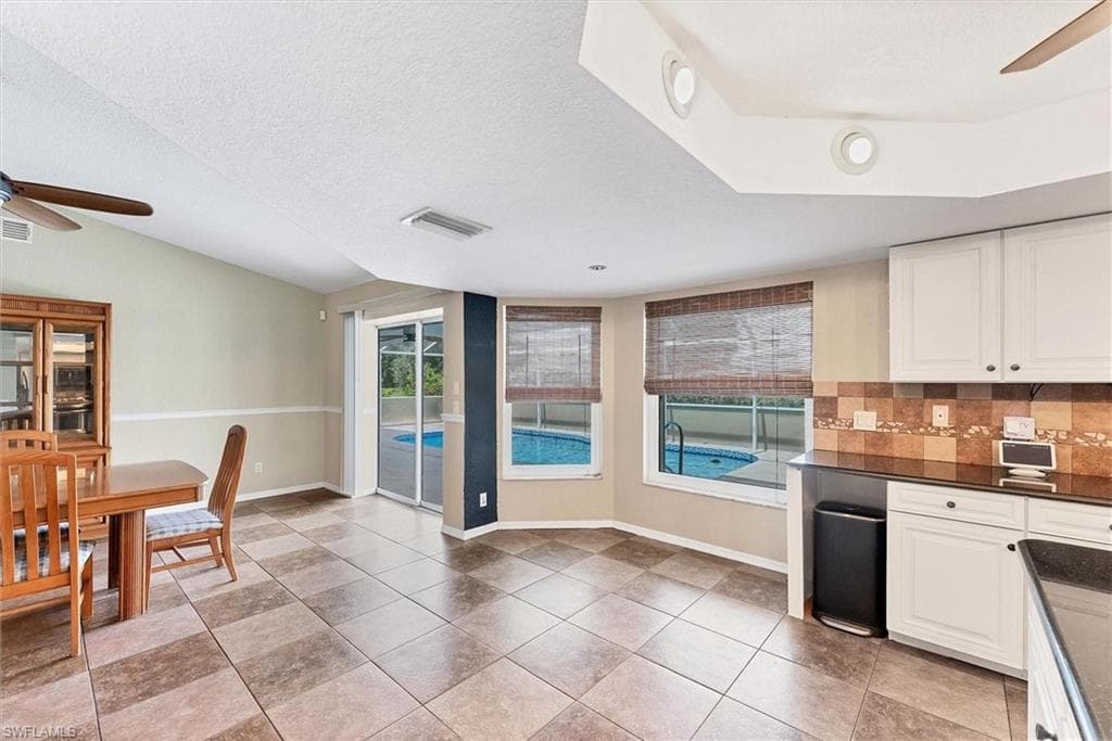 344 San Cristobal AVE, PUNTA GORDA FL 33983-10