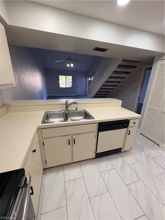 8893 Somerset BLVD, FORT MYERS FL 33919-7