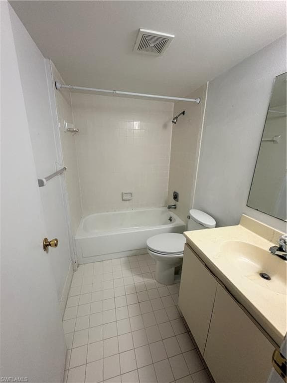 8893 Somerset BLVD, FORT MYERS FL 33919-20