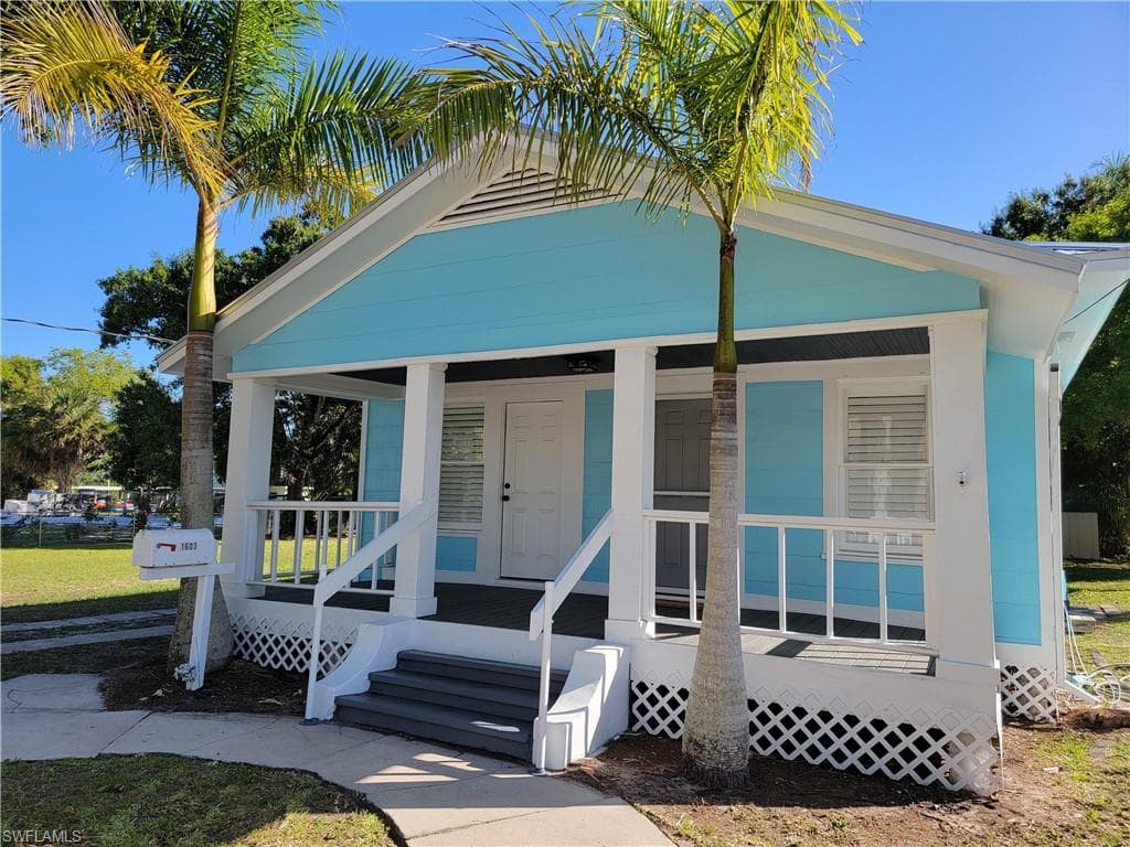 1603 Woodford AVE, FORT MYERS FL 33901-1