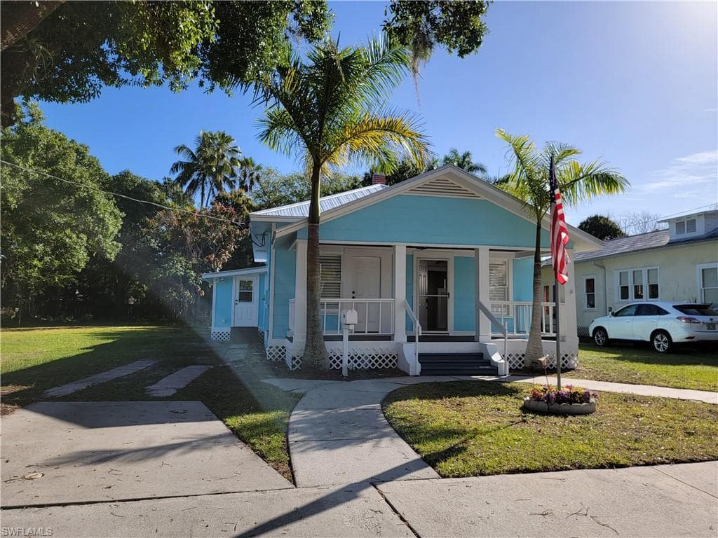 1603 Woodford AVE, FORT MYERS FL 33901-31