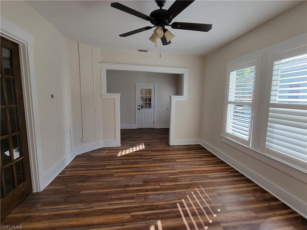 1603 Woodford AVE, FORT MYERS FL 33901-29