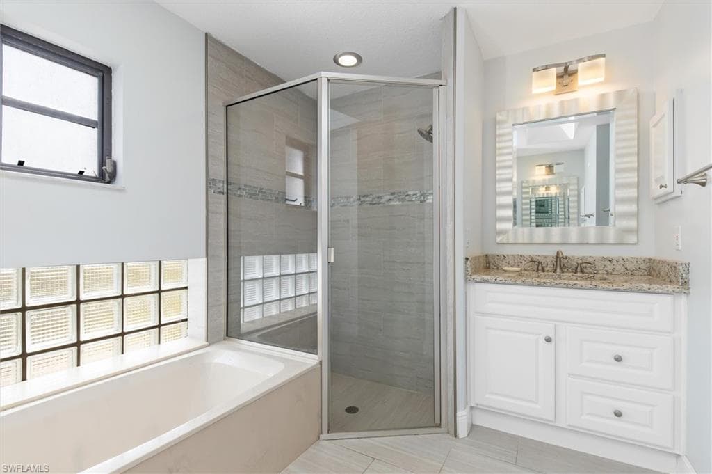 3825 W Barnegat DR, PUNTA GORDA FL 33950-24