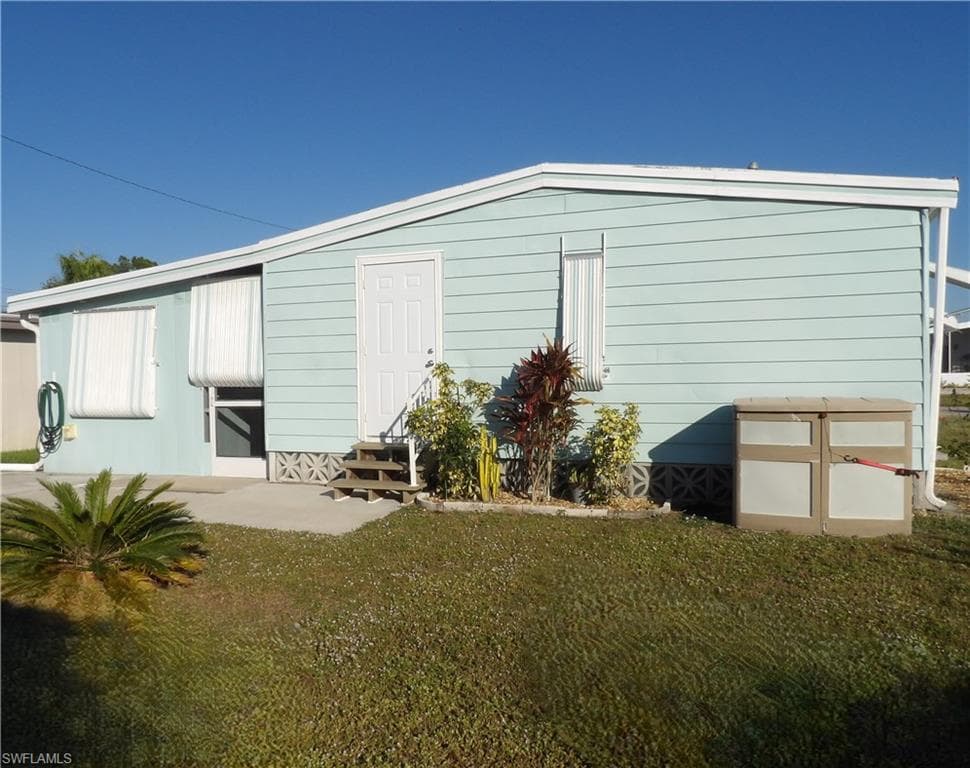 413 Timber LN N, NORTH FORT MYERS FL 33917-14