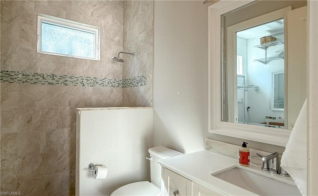 6184 WHITAKER RD, NAPLES FL 34112-40