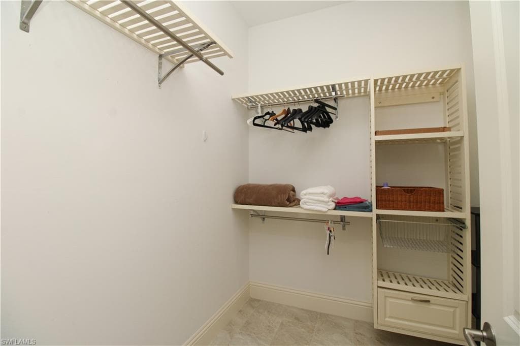 6184 WHITAKER RD, NAPLES FL 34112-17