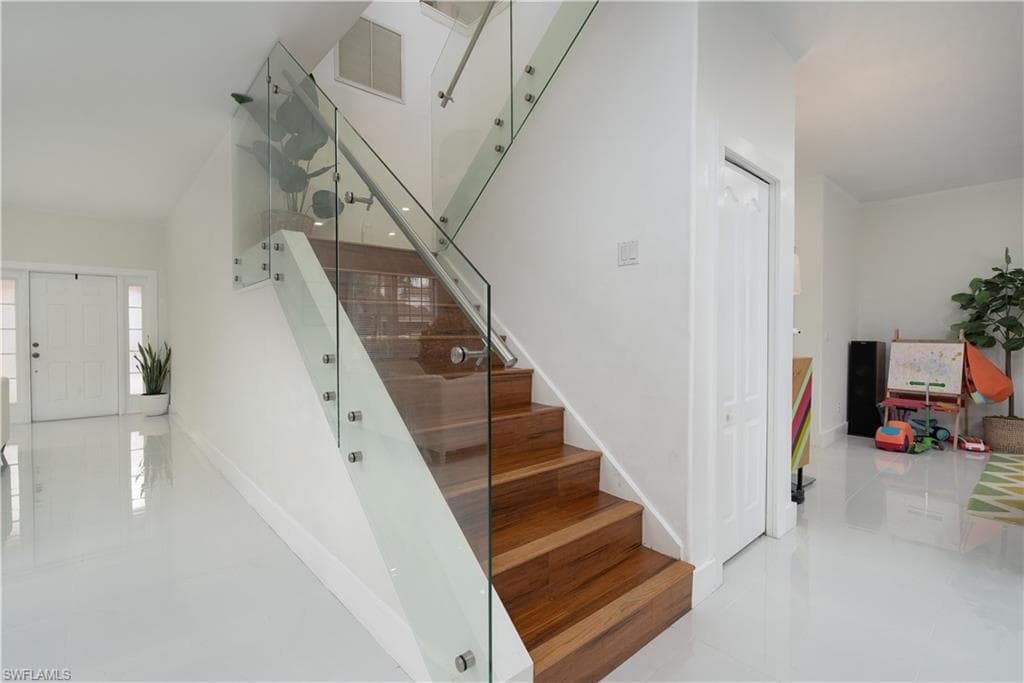 8271 Laurel Lakes WAY, NAPLES FL 34119-12