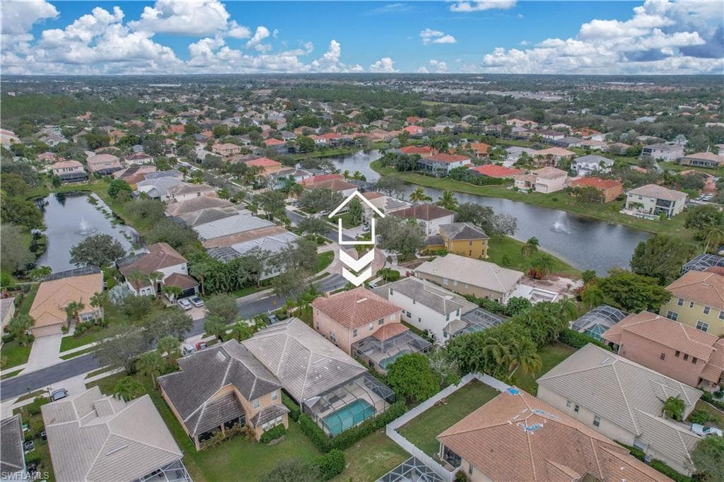 8271 Laurel Lakes WAY, NAPLES FL 34119-36