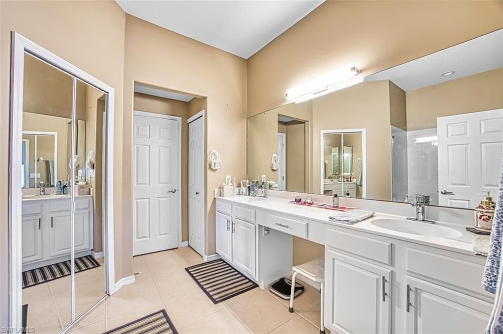 10017 Majestic AVE, FORT MYERS FL 33913-28