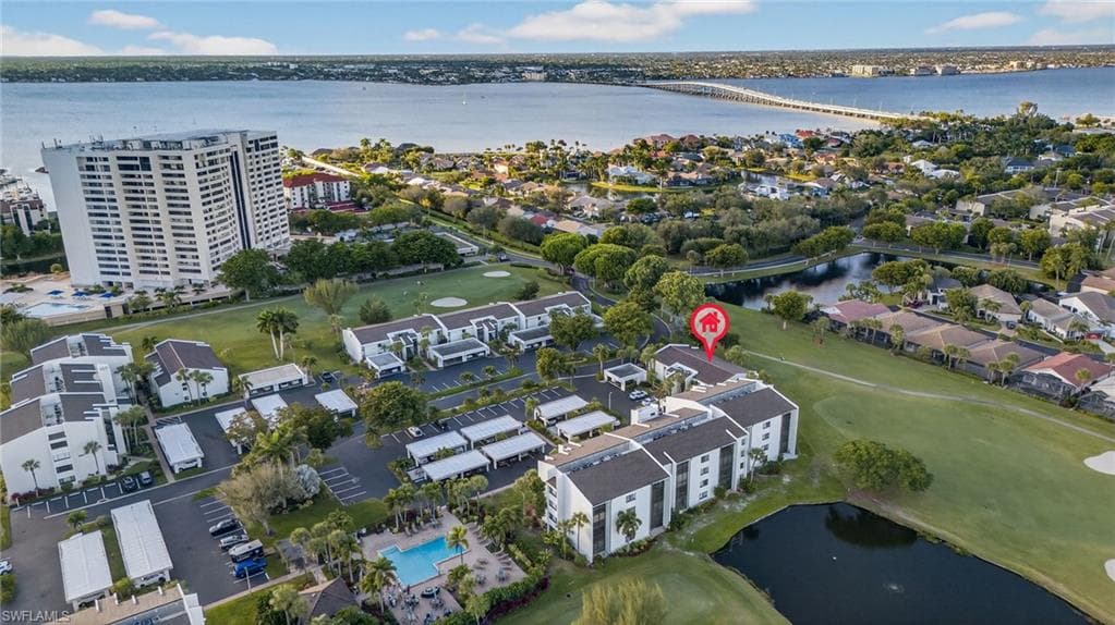 4570 Trawler CT # 102, FORT MYERS FL 33919-1