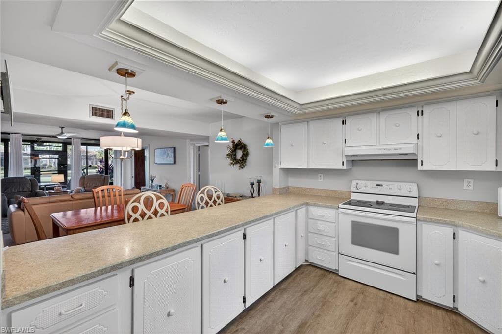 4570 Trawler CT # 102, FORT MYERS FL 33919-11