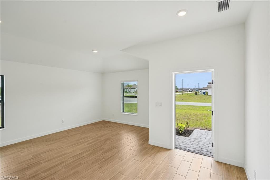 144 Blackstone DR, FORT MYERS FL 33913-12