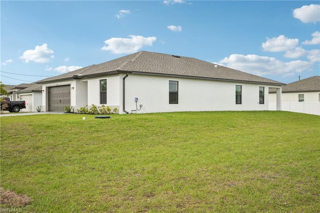 144 Blackstone DR, FORT MYERS FL 33913-3