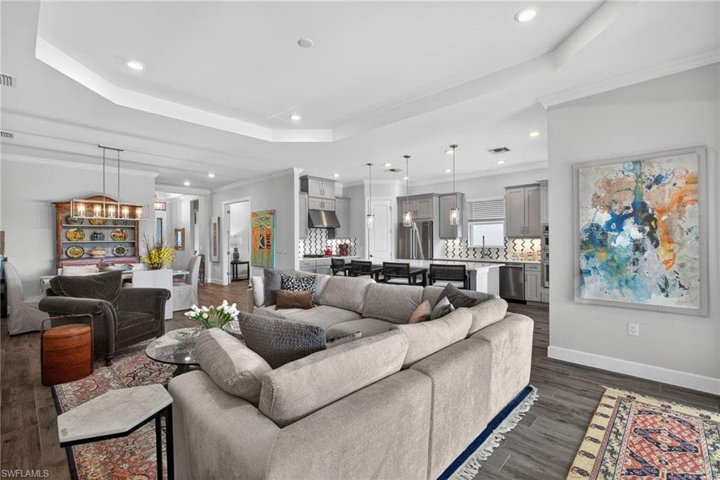 15144 Pescara ST, NAPLES FL 34114-7