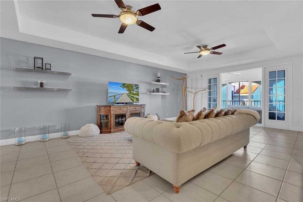 2000 Royal Marco WAY # 607, MARCO ISLAND FL 34145-1