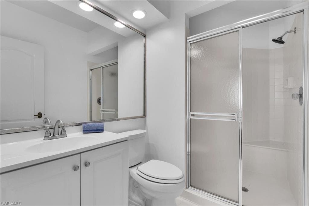 2000 Royal Marco WAY # 607, MARCO ISLAND FL 34145-23