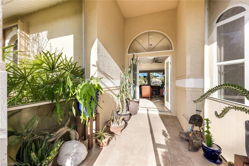 11481 Kestrel CT, NAPLES FL 34119-5