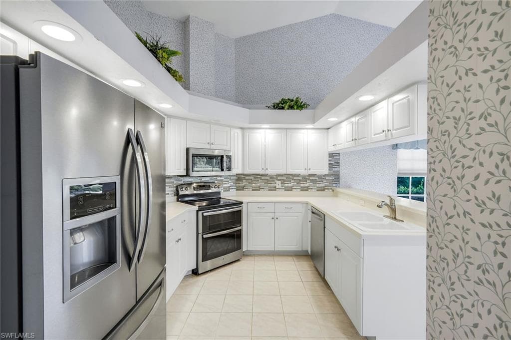 20090 Golden Panther DR # 4, ESTERO FL 33928-6