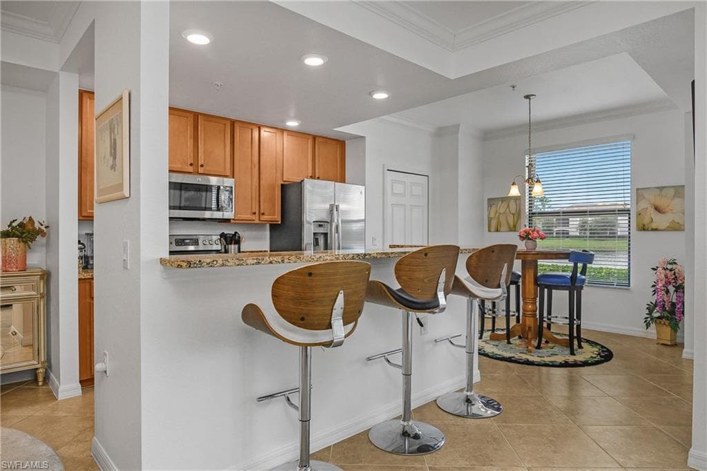9533 AVELLINO WAY # 2914, NAPLES FL 34113-17