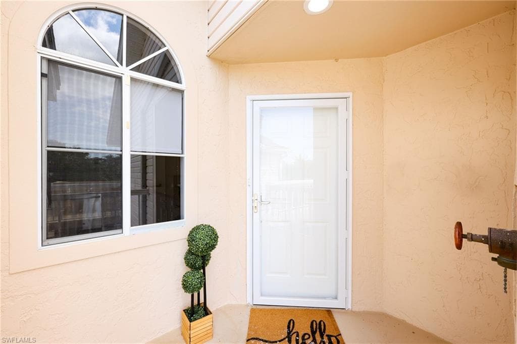 2711 Citrus Lake DR # F305, NAPLES FL 34109-34