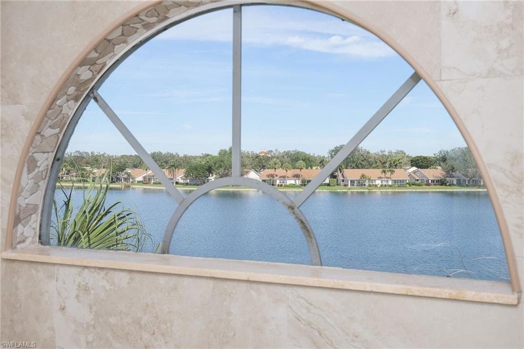 2711 Citrus Lake DR # F305, NAPLES FL 34109-28