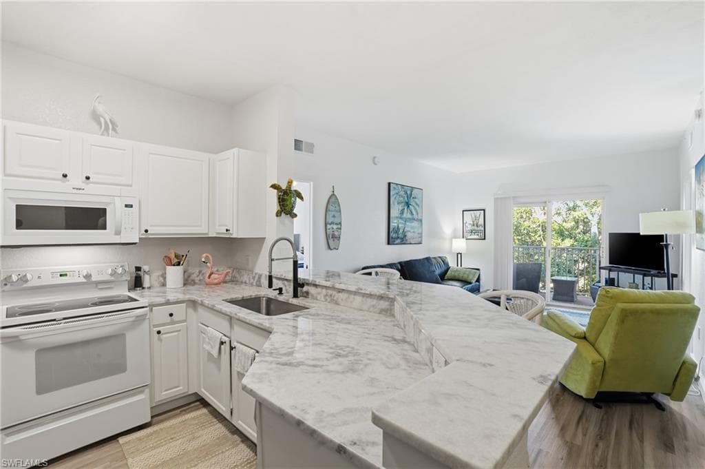 15585 Ocean Walk CIR # 313, FORT MYERS FL 33908-11