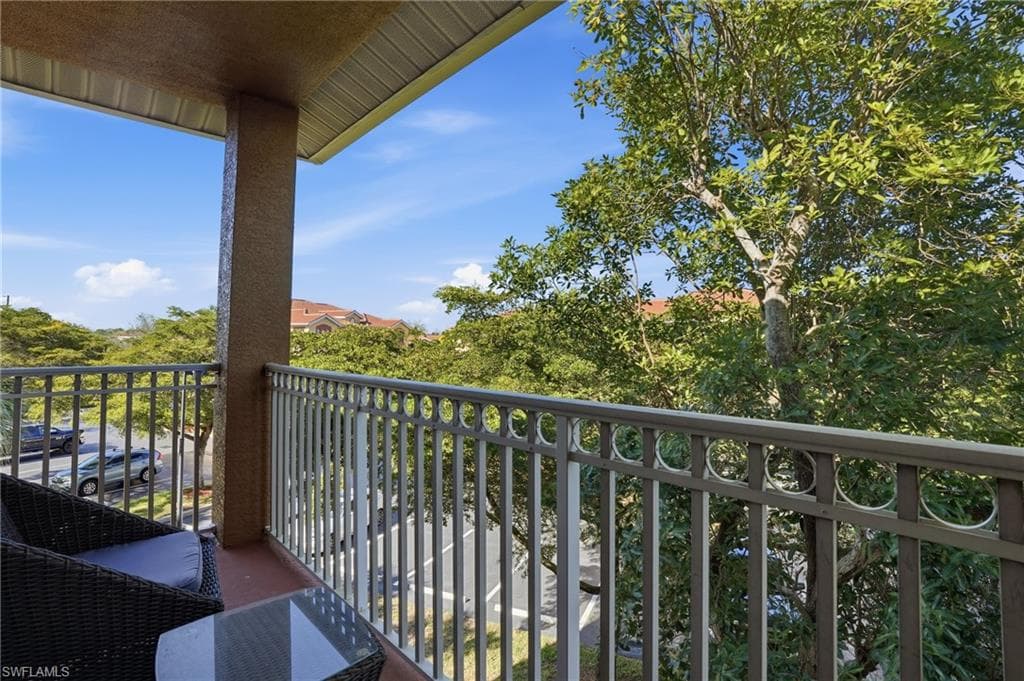 15585 Ocean Walk CIR # 313, FORT MYERS FL 33908-25