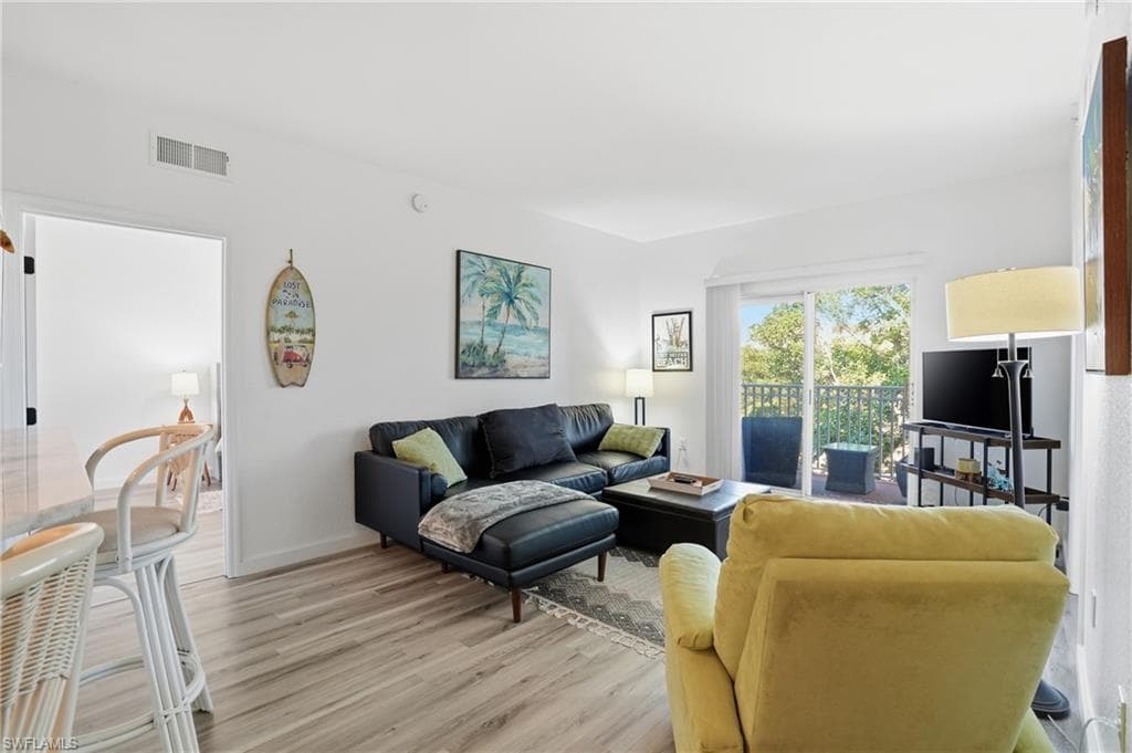 15585 Ocean Walk CIR # 313, FORT MYERS FL 33908-4