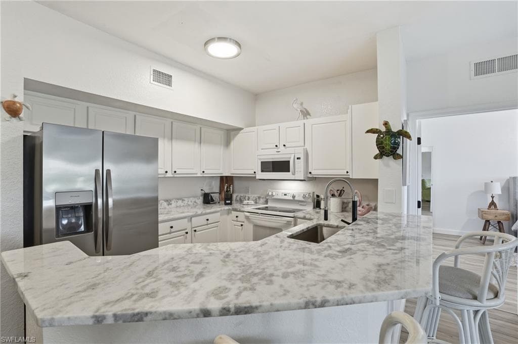 15585 Ocean Walk CIR # 313, FORT MYERS FL 33908-10