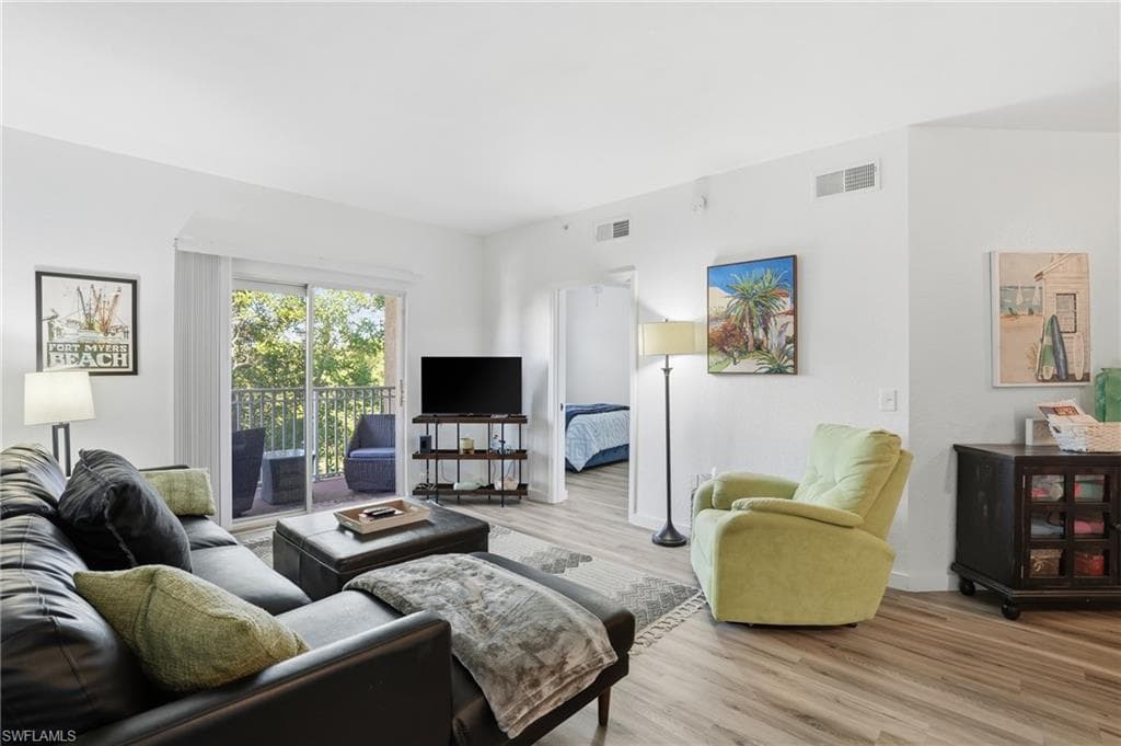 15585 Ocean Walk CIR # 313, FORT MYERS FL 33908-7