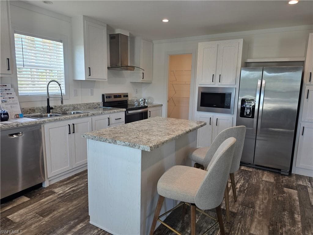 7 Birch BLVD, FORT MYERS FL 33908-4