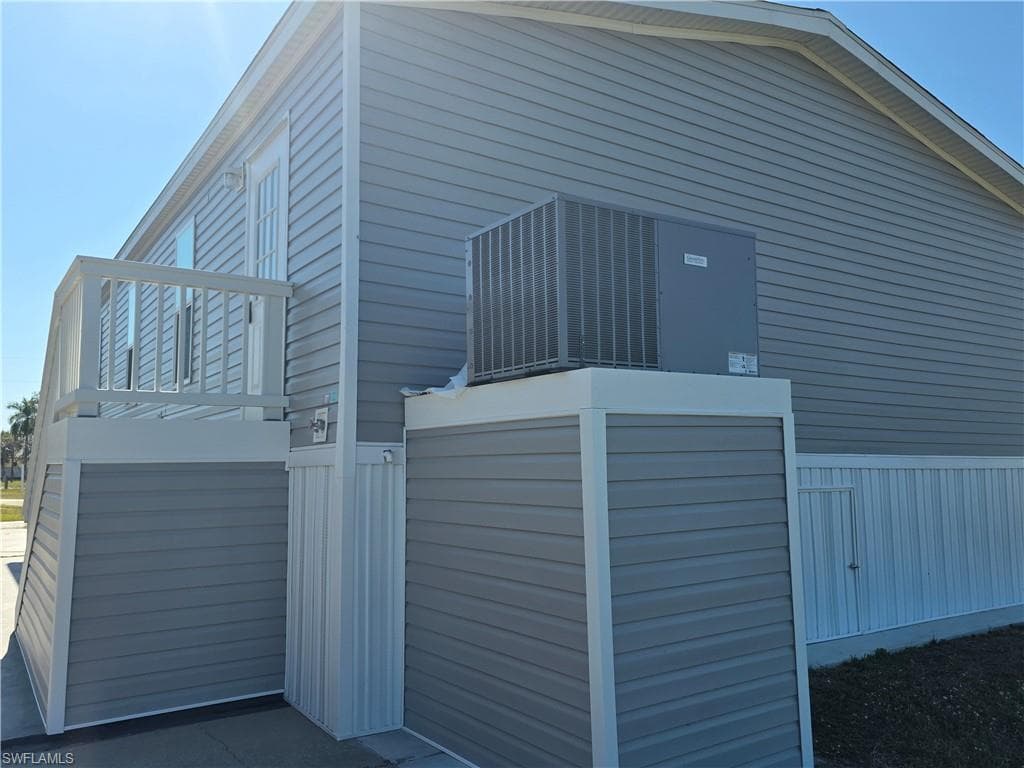 7 Birch BLVD, FORT MYERS FL 33908-13