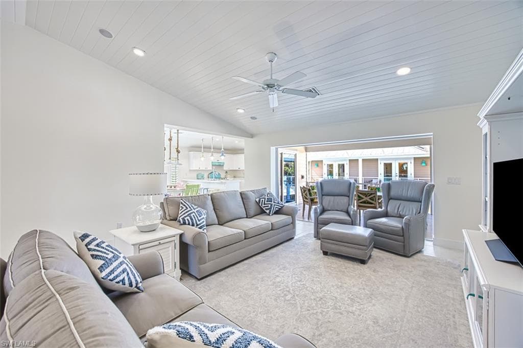 1233 Middle Gulf DR-12