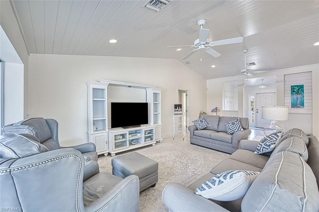 1233 Middle Gulf DR-11
