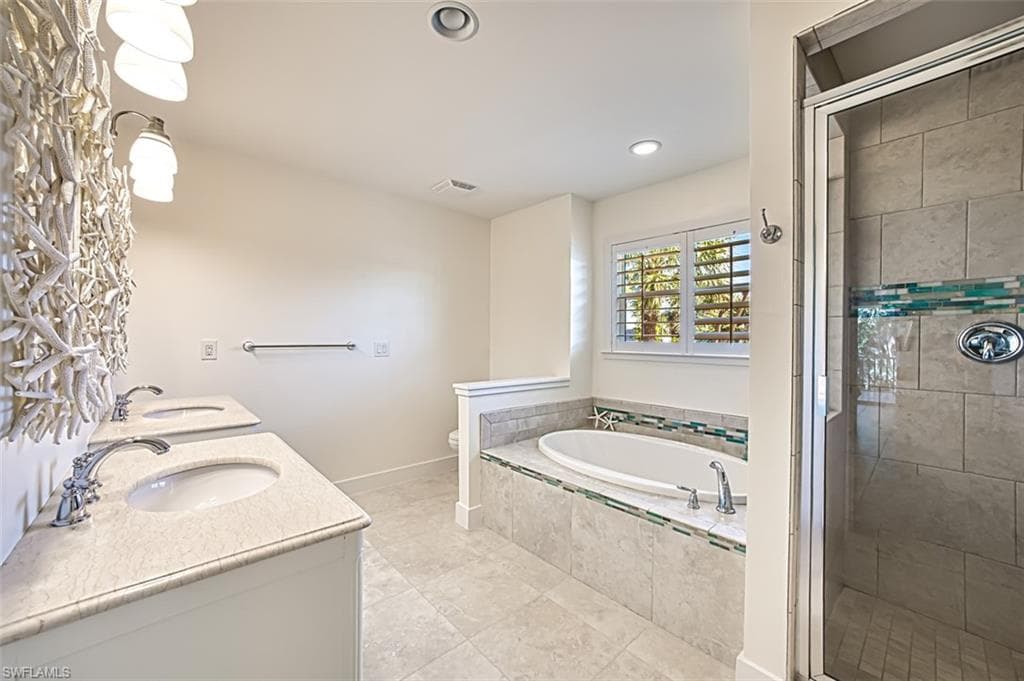 1233 Middle Gulf DR-24