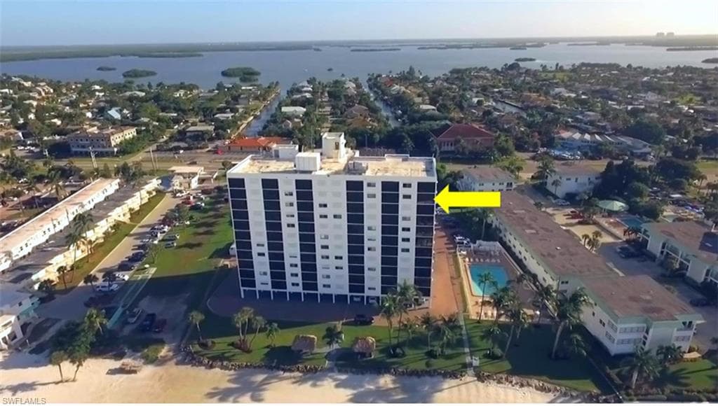 6400 Estero BLVD 1000-3