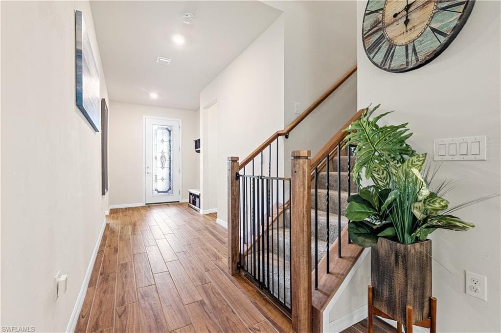 3944 Black Eagle LN, FORT MYERS FL 33966-29