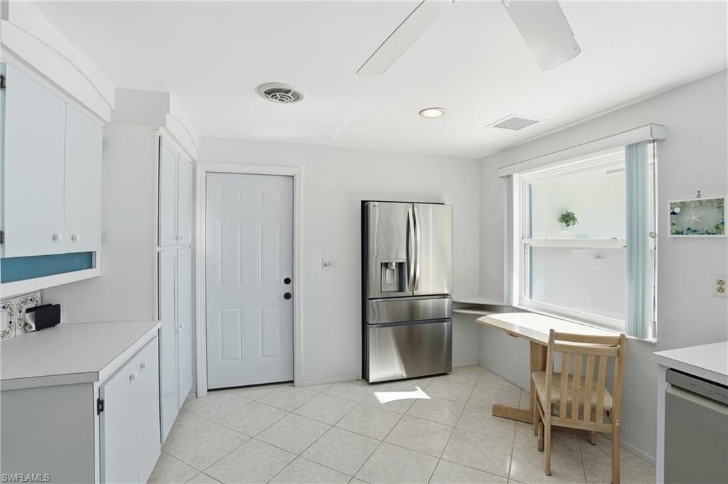 30 Maui CIR # 30, NAPLES FL 34112-18