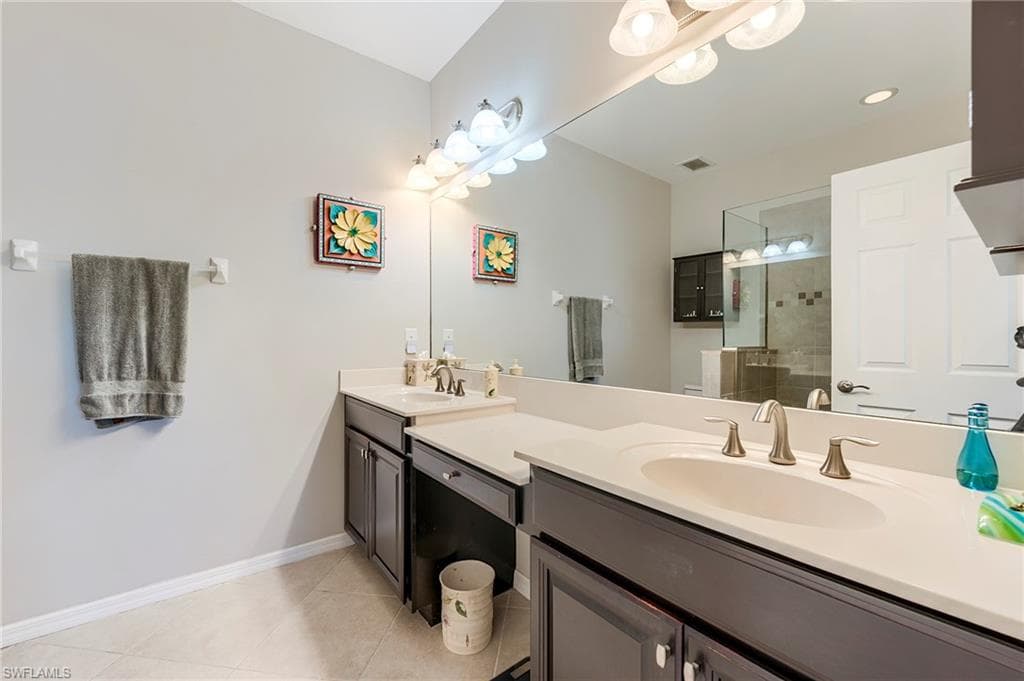 8510 Violeta ST # 201, ESTERO FL 34135-11