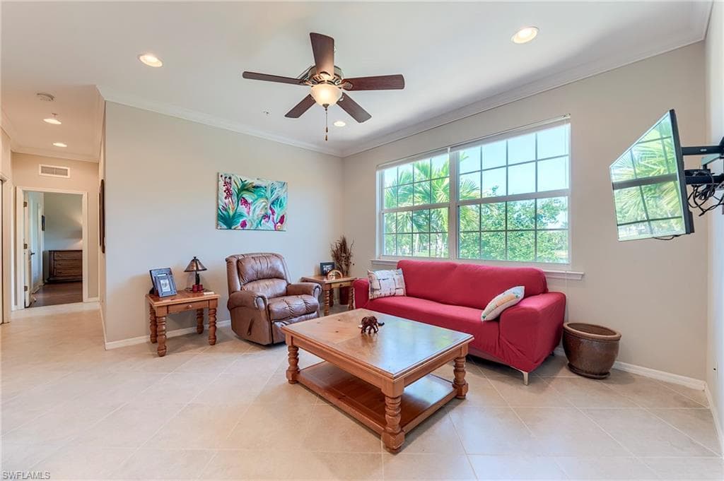 8510 Violeta ST # 201, ESTERO FL 34135-6