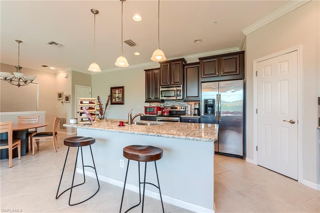 8510 Violeta ST # 201, ESTERO FL 34135-3