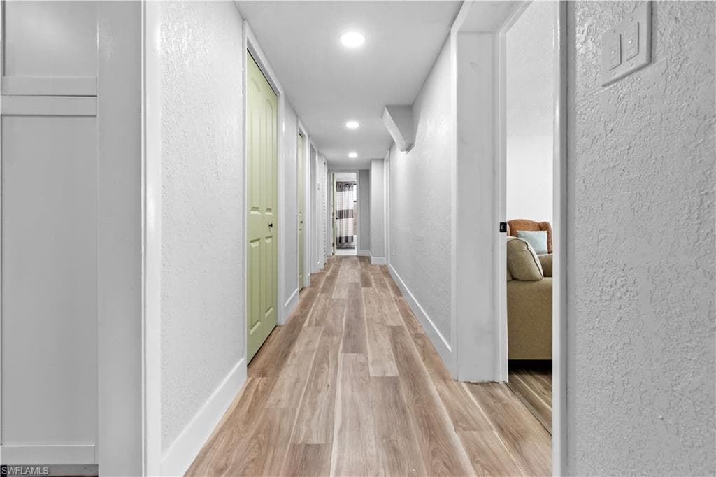 1373 Morningside DR, FORT MYERS FL 33901-22