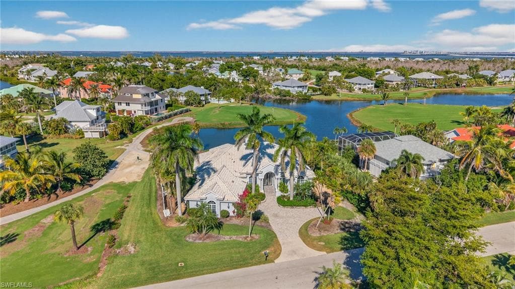 9008 Mockingbird DR-2