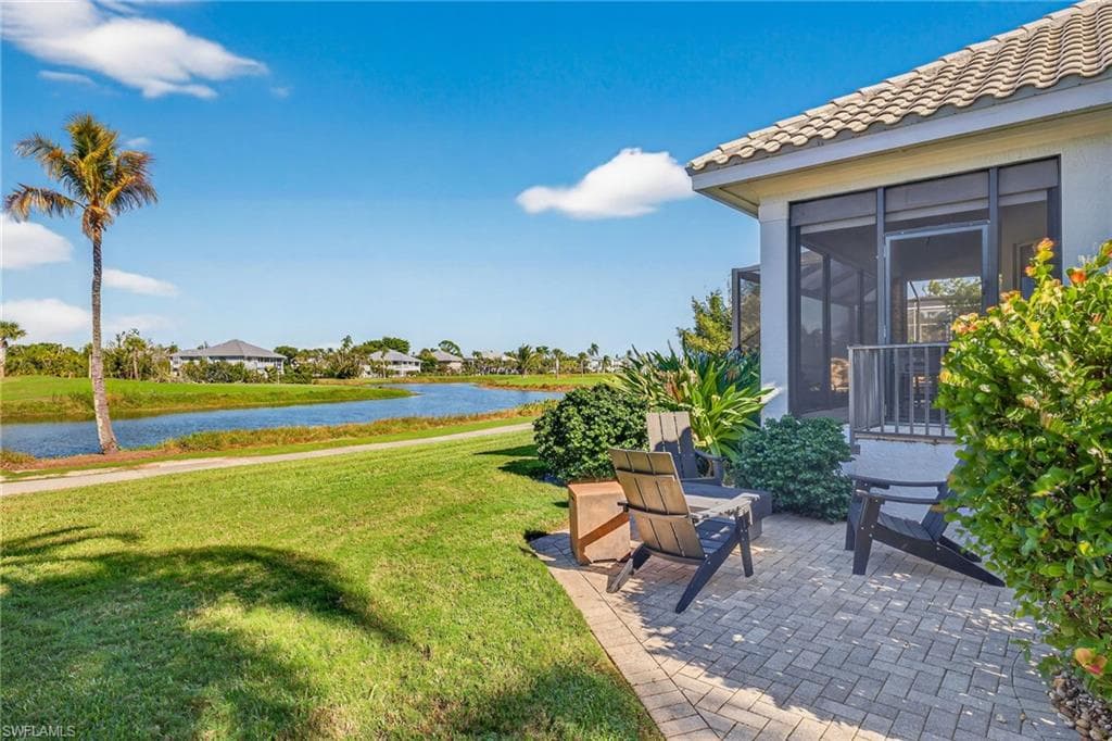 9008 Mockingbird DR-33